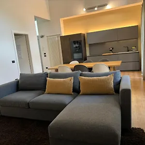 Lovely Loft & Flat Menaggio